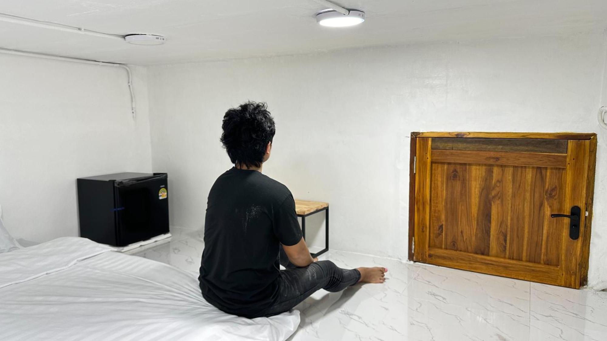 Megun Capsule 150 Cm Apartment Bangkok Bagian luar foto